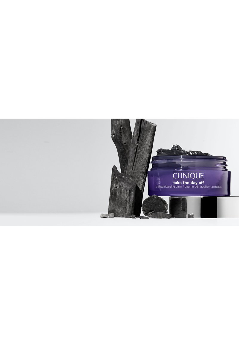 Clinique Clinique TAKE THE DAY OFF CHARCOAL DETOXIFYING BALM - Cleanser Letzte 3 Tage