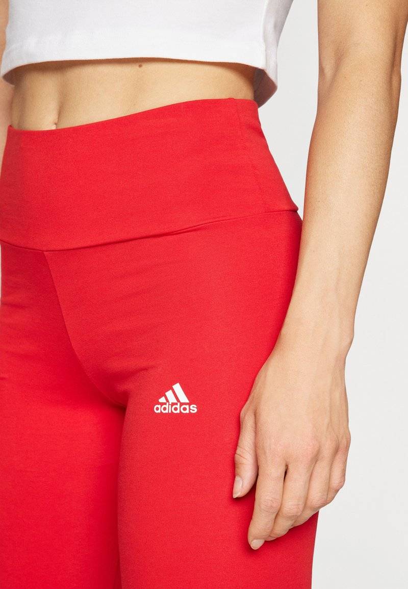 adidas Sportswear adidas Sportswear ESSENTIALS HIGH-WAISTED - Leggings - better scarlet Letzte 2 Tage