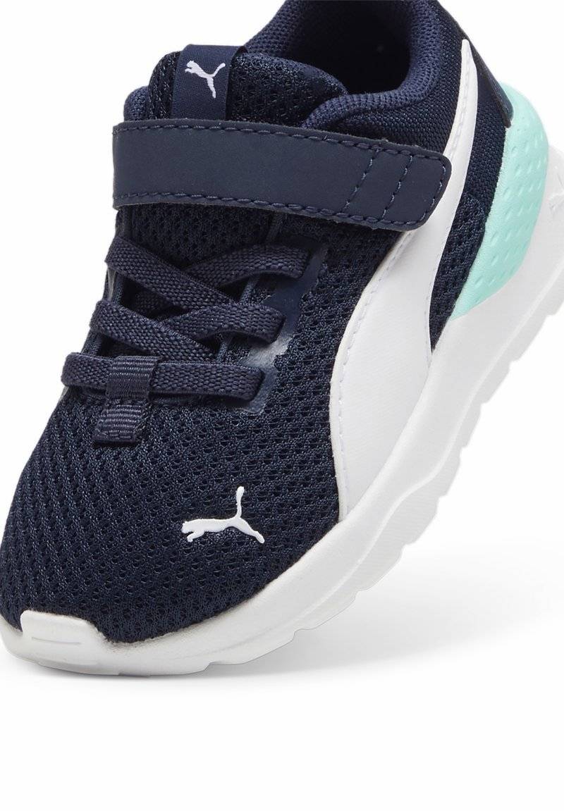 Puma Puma ANZARUN LITE - Neutral running shoes - club navy white mint Online