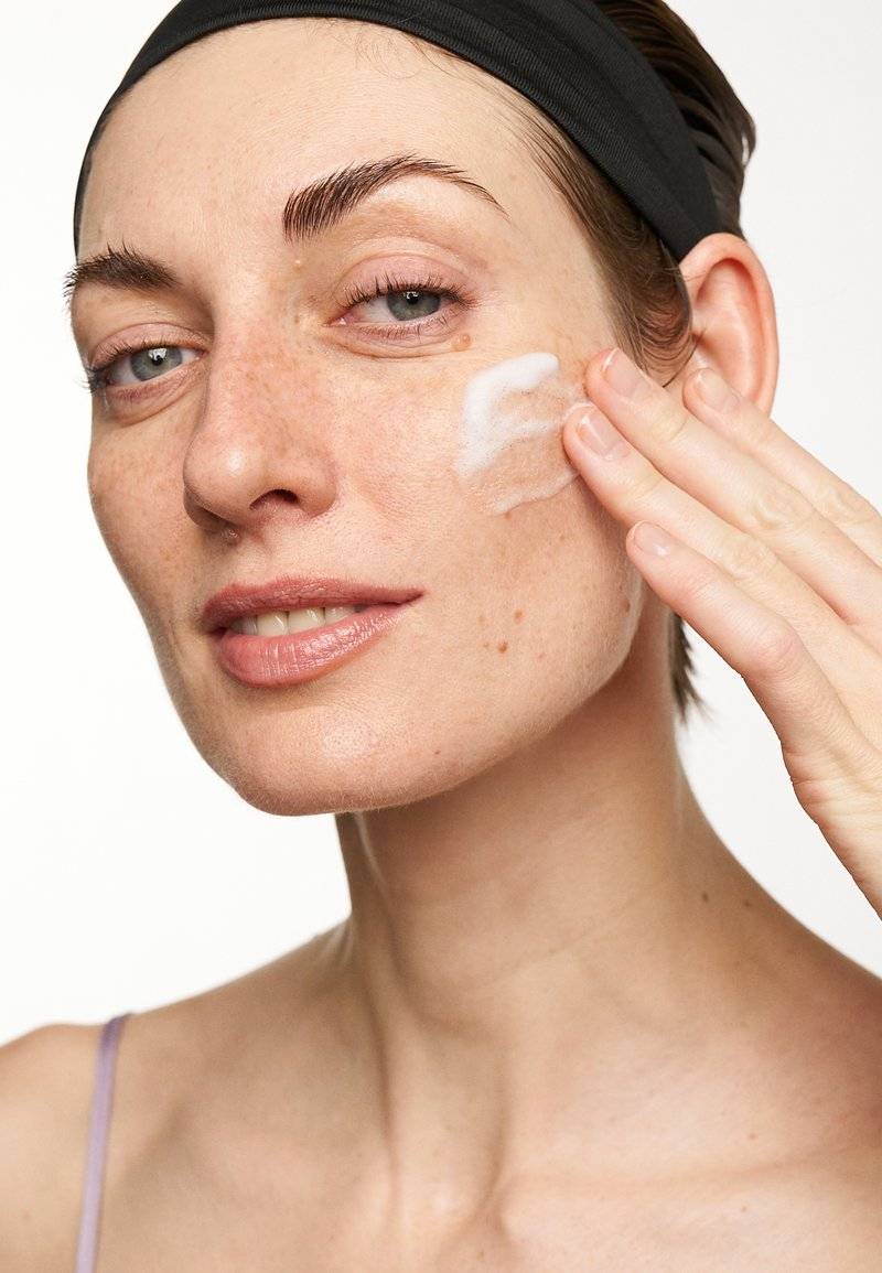 BABOR BABOR DEEP CLEANSING FOAM - Face cream Kauf eins, bekomm eins gratis