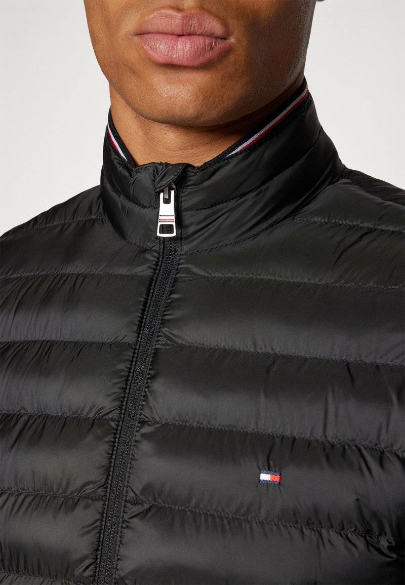 Tommy Hilfiger Tommy Hilfiger PACKABLE - Light jacket - black Black Friday Preise