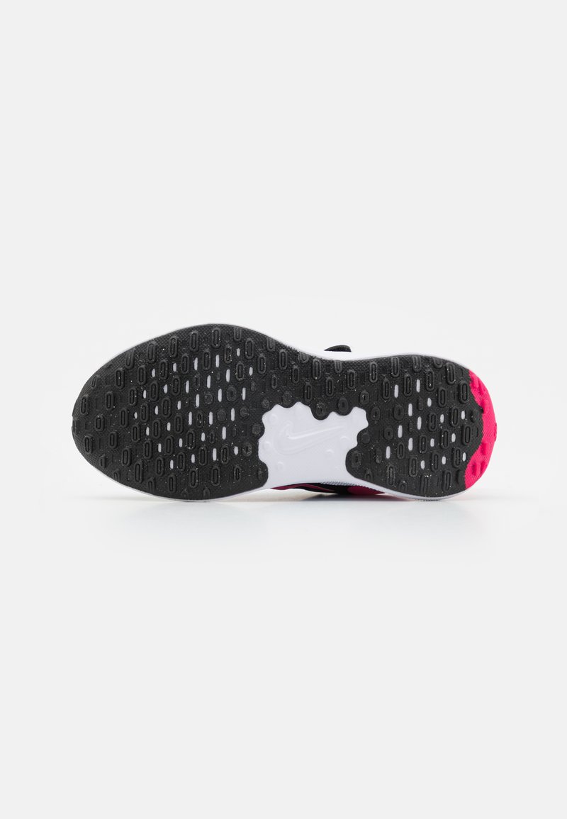 Nike Performance Nike Performance REVOLUTION 7 UNISEX - Competition running shoes im Angebot