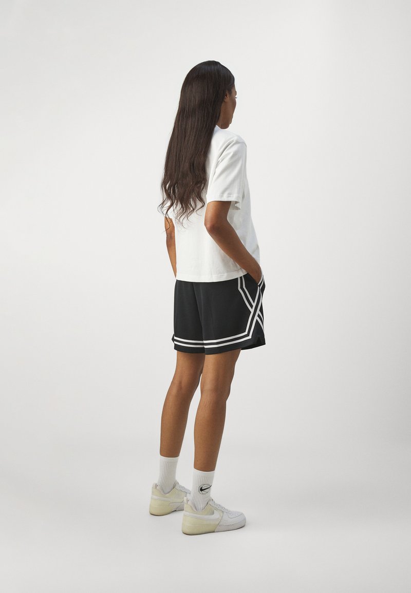 Nike Performance Nike Performance CROSSOVER SHORT - Sports shorts - black black white Preisnachlass