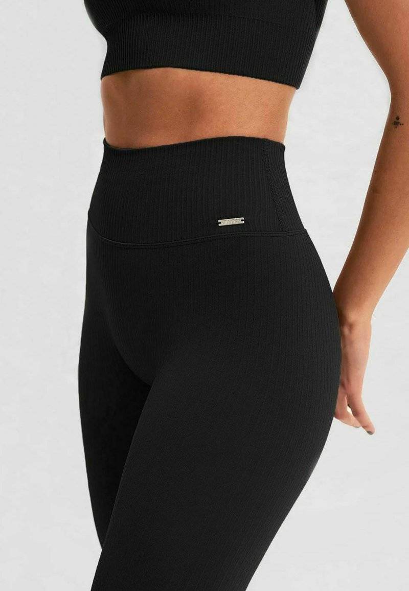 aim’n® aim’n® RIBBED SEAMLESS - Leggings - black Weihnachtsangebot