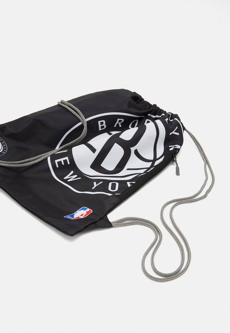 NBA NBA NBA BROOKLYN NETS GYM SACK - Drawstring sports bag - black Osterangebot