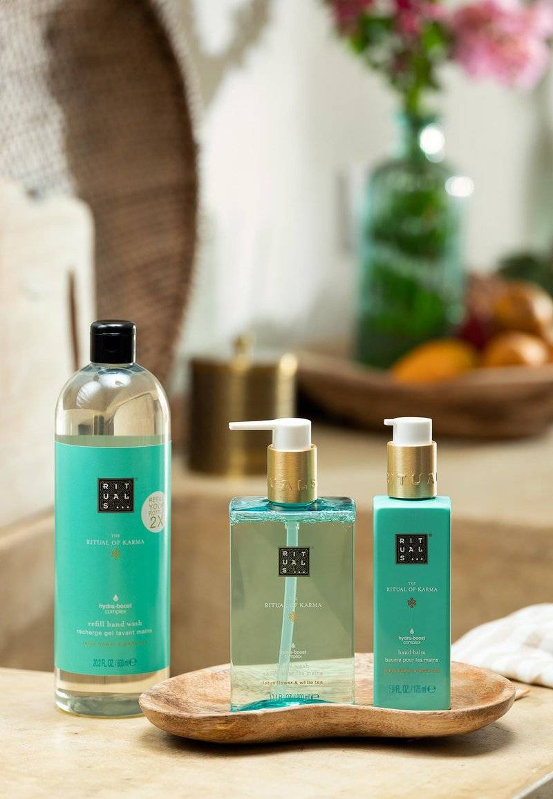 Rituals Rituals HAND WASH THE RITUAL OF KARMA - DELICATELY SWEET - LOTUS & WHITE TEA - Liquid soap Wochenangebot