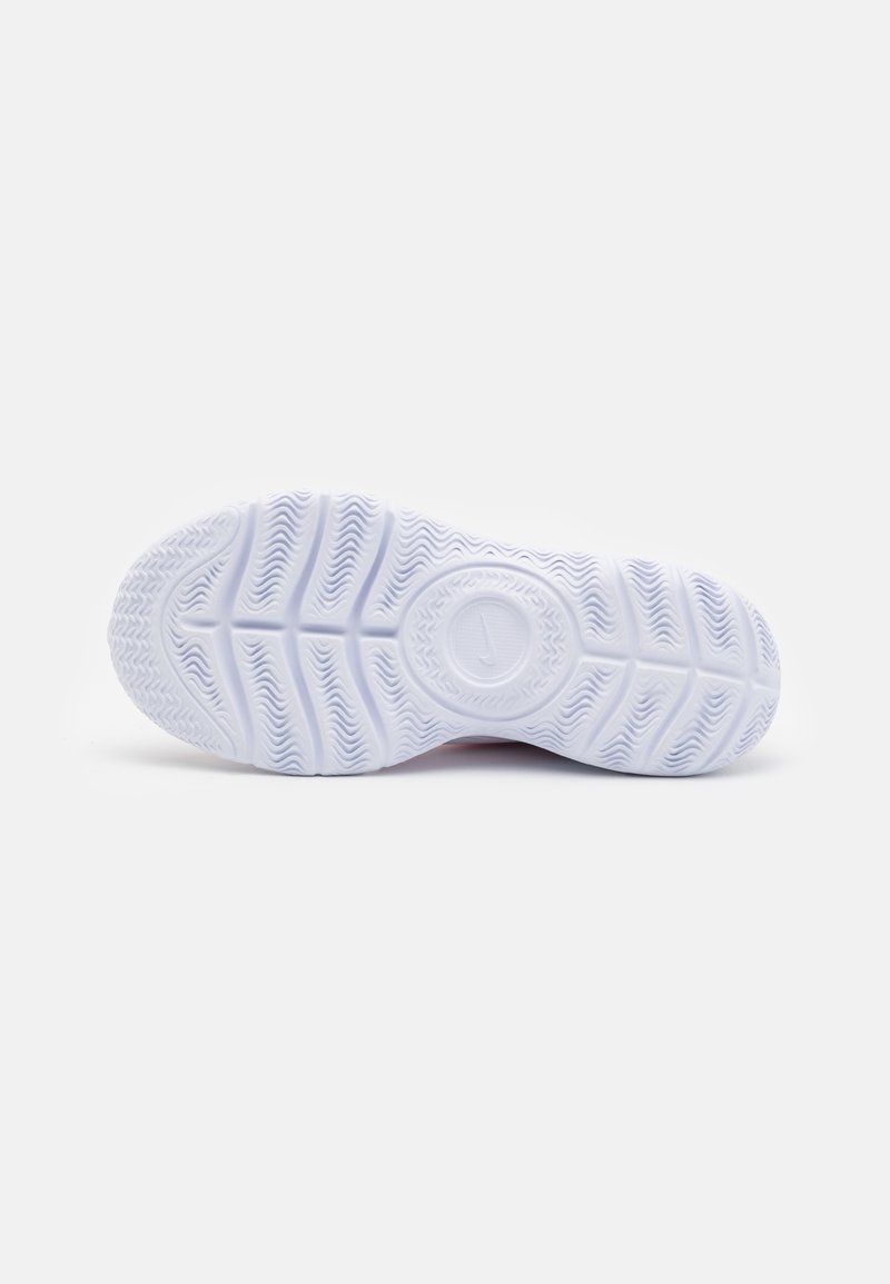 Nike Performance Nike Performance FLEX 3 - Competition running shoes 50% Rabatt für begrenzte Zeit