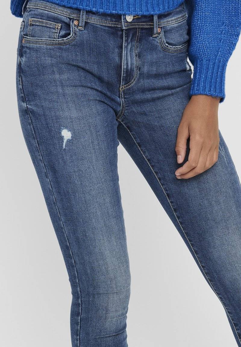 ONLY ONLY ONLWAUW LIFE MID - Jeans Skinny Fit - medium blue denim Osterangebot