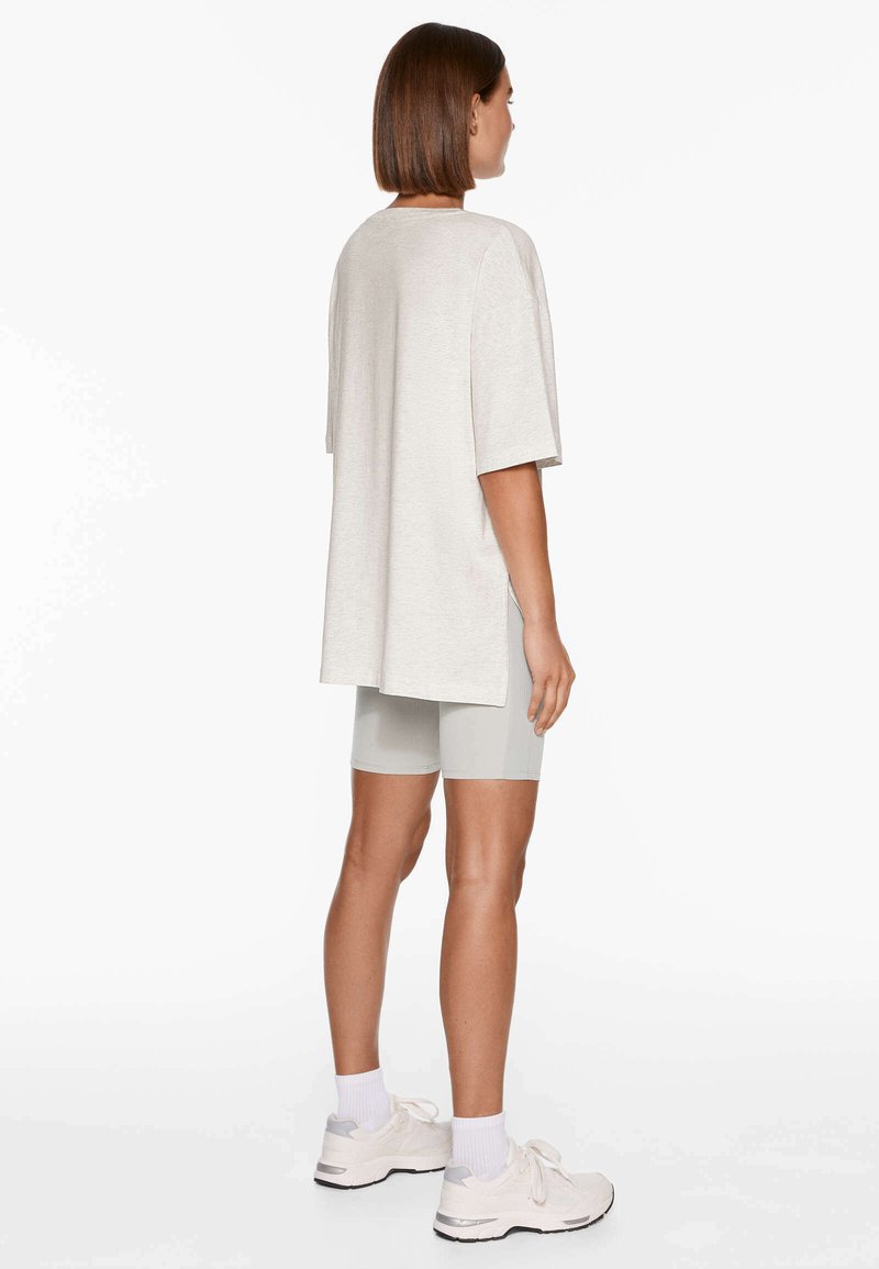 OYSHO OYSHO SHORT SLEEVE - Basic T-shirt - mottled light grey Bis zu 60% Rabatt