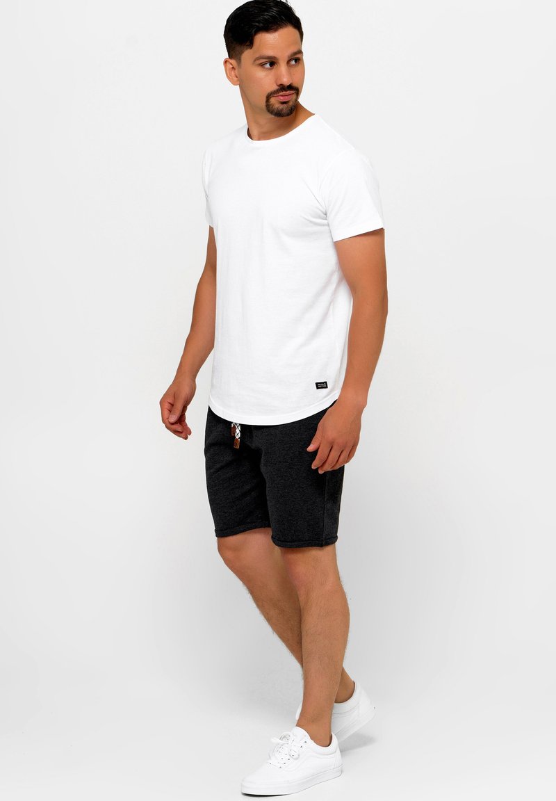 INDICODE JEANS INDICODE JEANS ALDRICH - Shorts - black mix Fabrikverkauf