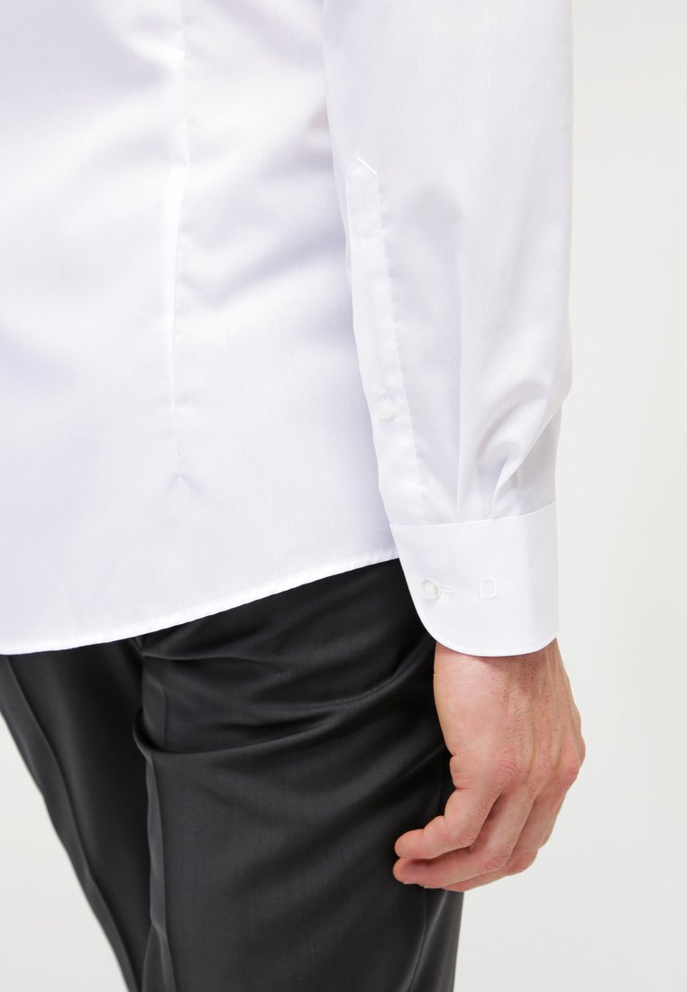 OLYMP Level Five OLYMP Level Five BODY FIT - Shirt - white Fabrikpreis