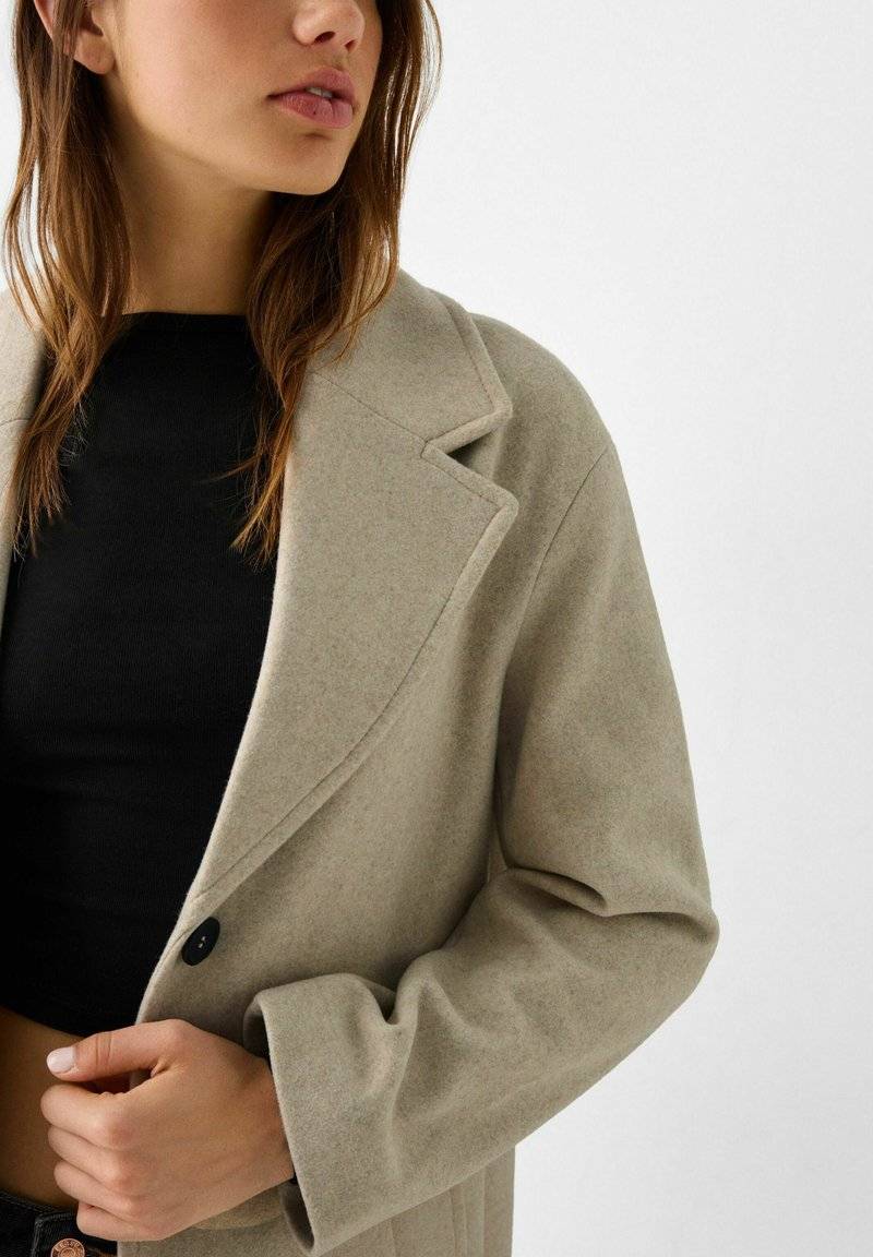 Bershka Bershka SOFT - Classic coat - white Sonderangebot