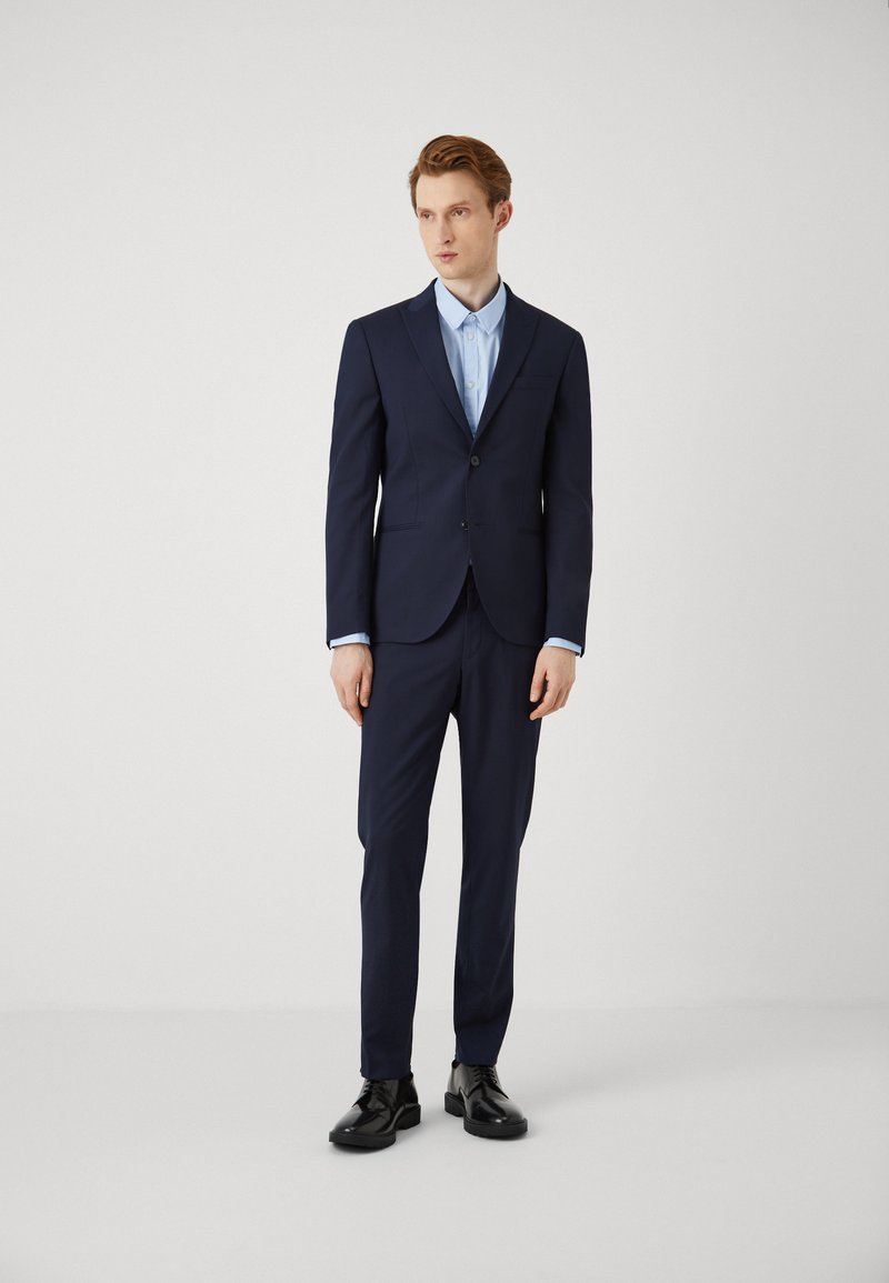 Isaac Dewhirst Isaac Dewhirst BASIC PLAIN SUIT SET - Suit - dark blue Saisonschlussverkauf