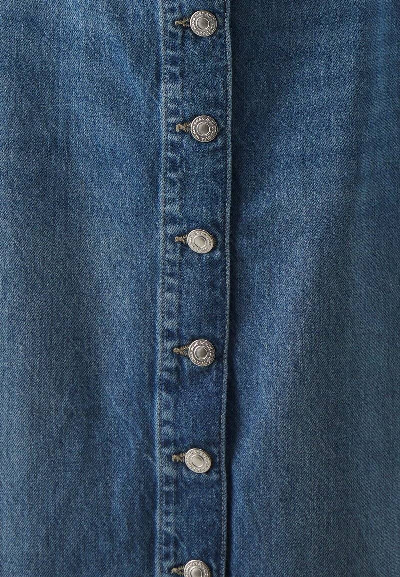ONLY ONLY ONLCECE MIDI BUTTON SKIRT - A-line skirt - medium blue denim Cyber Monday