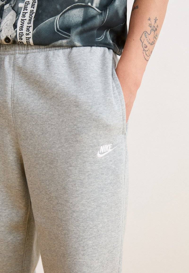 Nike Sportswear Nike Sportswear BUNGIE PANT - Tracksuit bottoms - grey heather Weihnachtsangebot