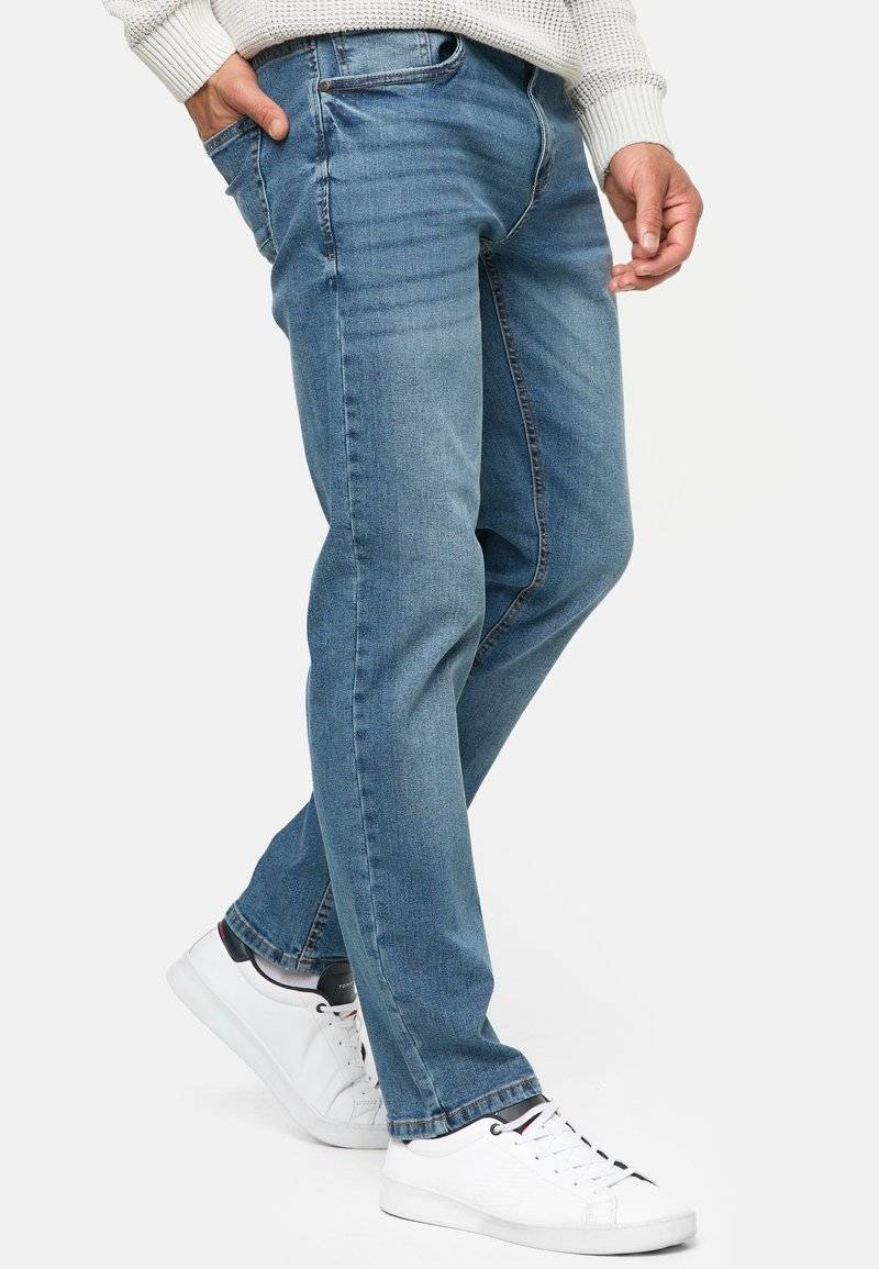 INDICODE JEANS INDICODE JEANS INSANTINO - Straight leg jeans - medium dark cloud Muttertagsangebot