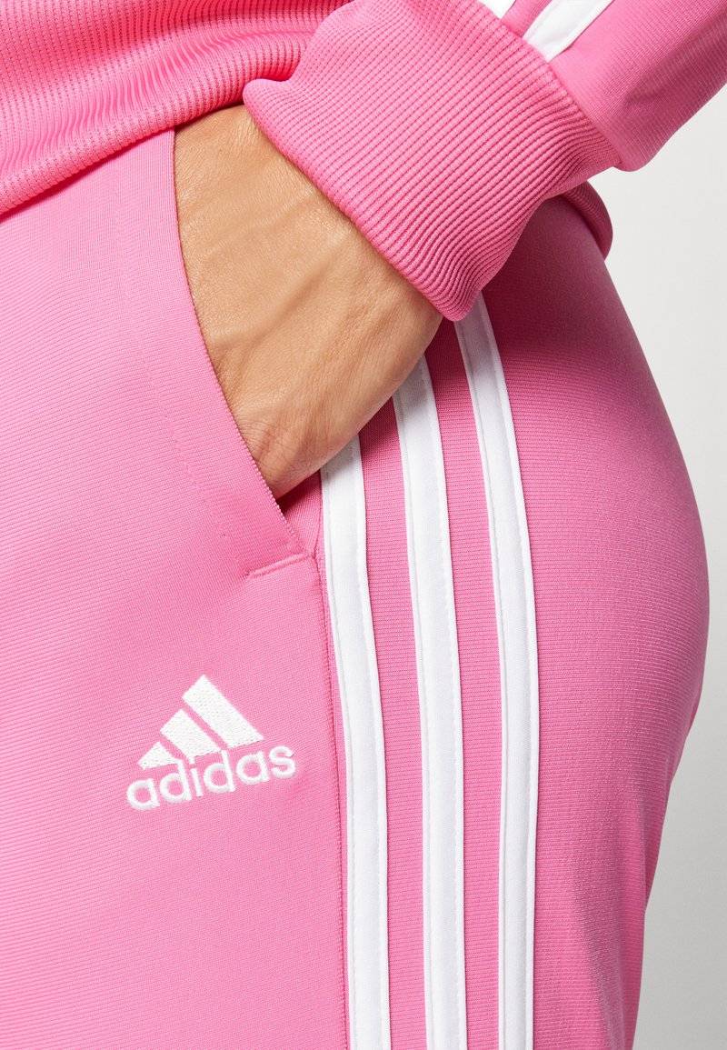 adidas Sportswear adidas Sportswear ESSENTIALS 3-STRIPES - Tracksuit Nur noch ein Tag übrig