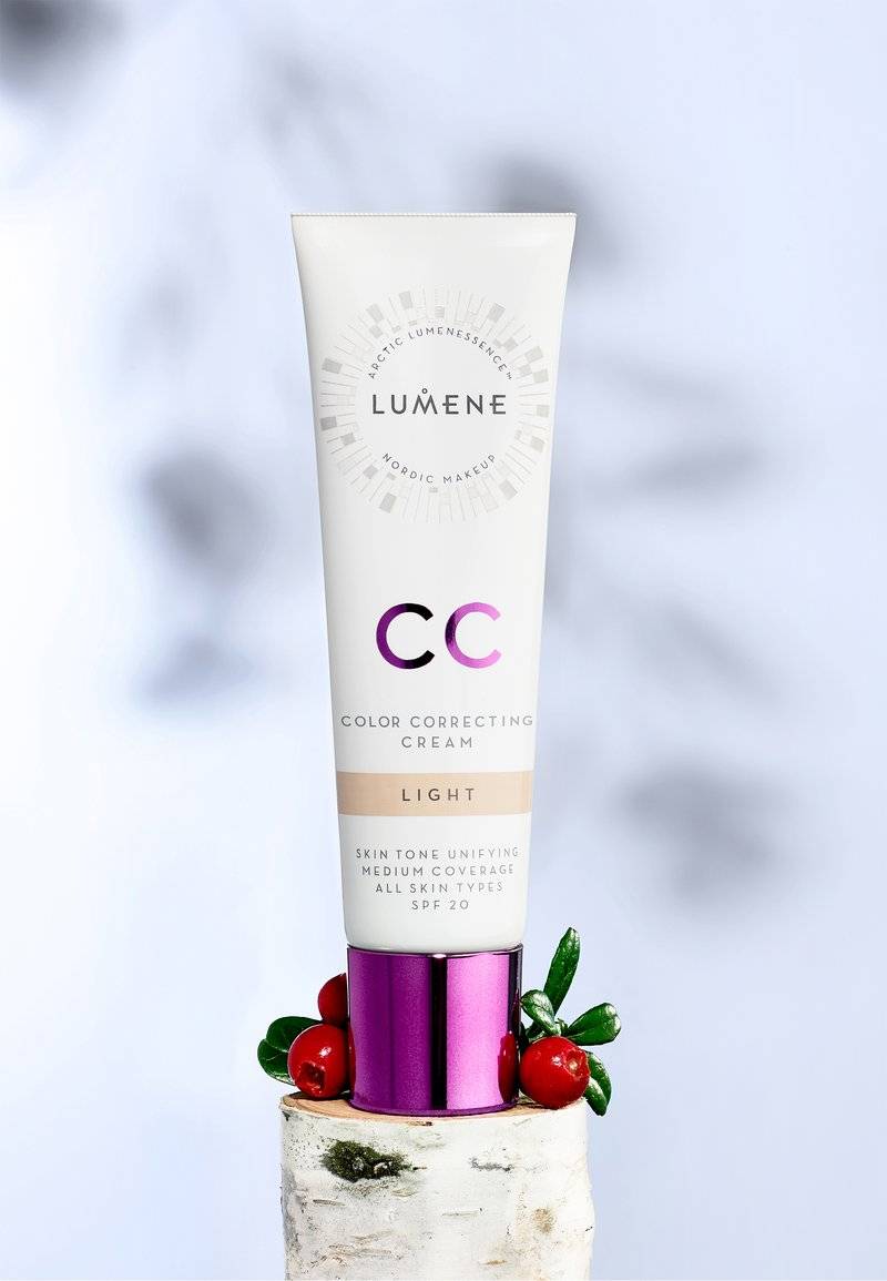 Lumene Lumene CC COLOR CORRECTING CREAM FAIR - Foundation - light 50% Rabatt für begrenzte Zeit