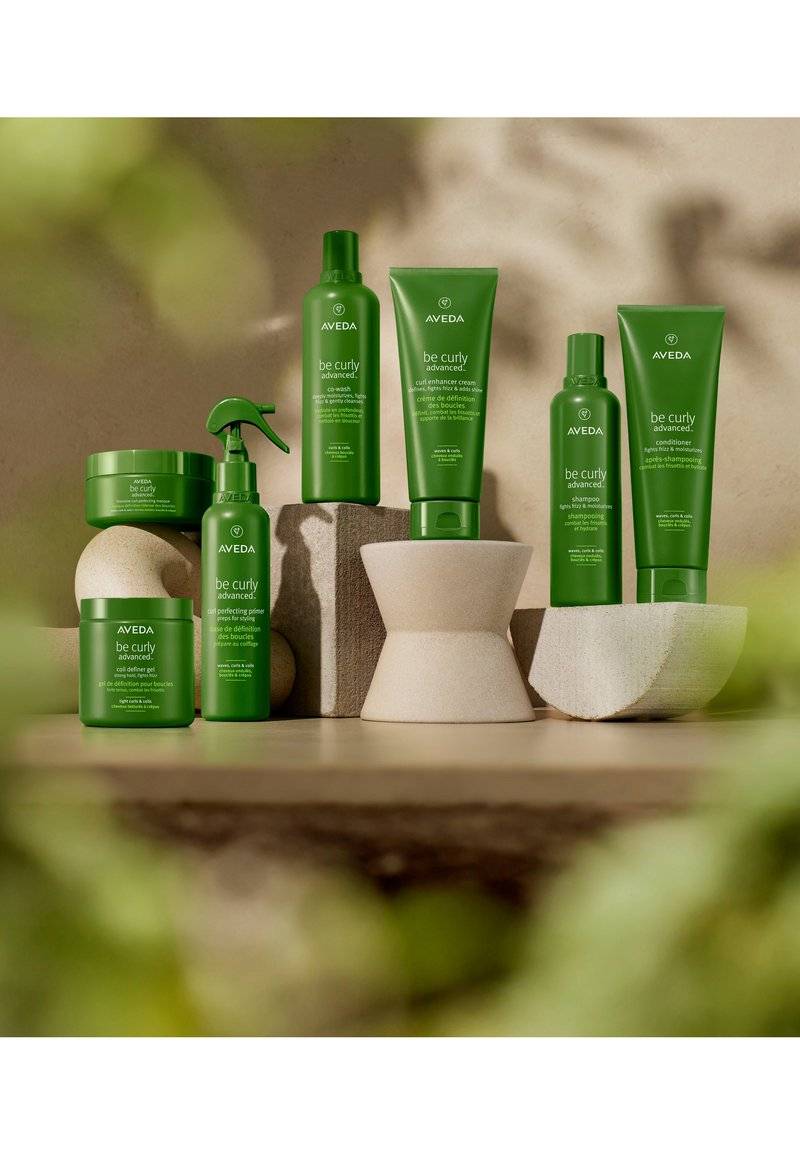 Aveda Aveda BE CURLY ADVANCED™ COIL DEFINER GEL - Hair styling Meist gekauft
