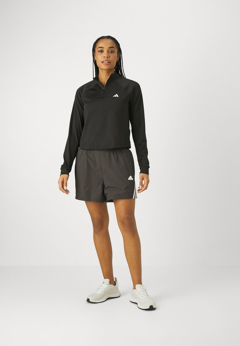 adidas Sportswear adidas Sportswear FUTURE ICONS THREE STRIPES SHORT - Sports shorts - black Online Outlet