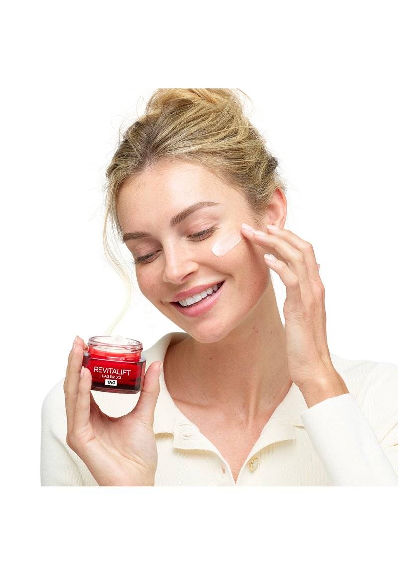 L'Oréal Paris Skin L'Oréal Paris Skin REVITALIFT LASER DAYCREAM - Face cream Nur für heute