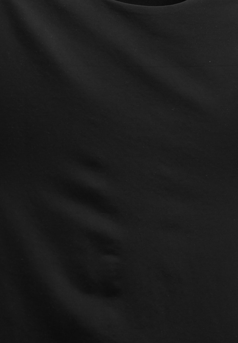 PULL&BEAR PULL&BEAR FITTED SHORT SLEEVE - Basic T-shirt - black Riesige Rabatte