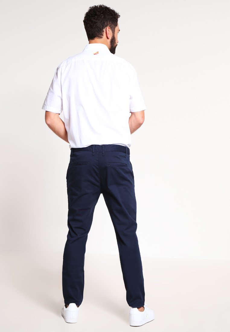 Pier One Pier One Chinos - dark blue Begrenzt auf 3 Tage