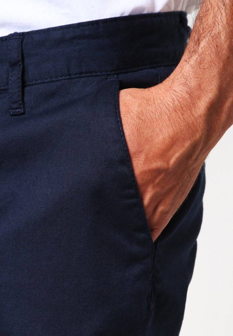 Pier One Pier One Chinos - dark blue Begrenzt auf 3 Tage