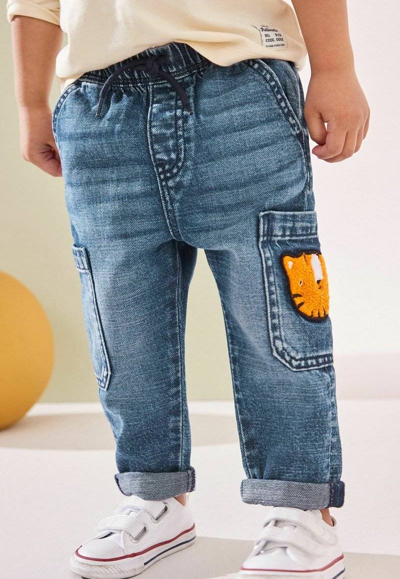 Next Next UTILITY - Relaxed fit jeans - mid blue denim with tiger Outlet