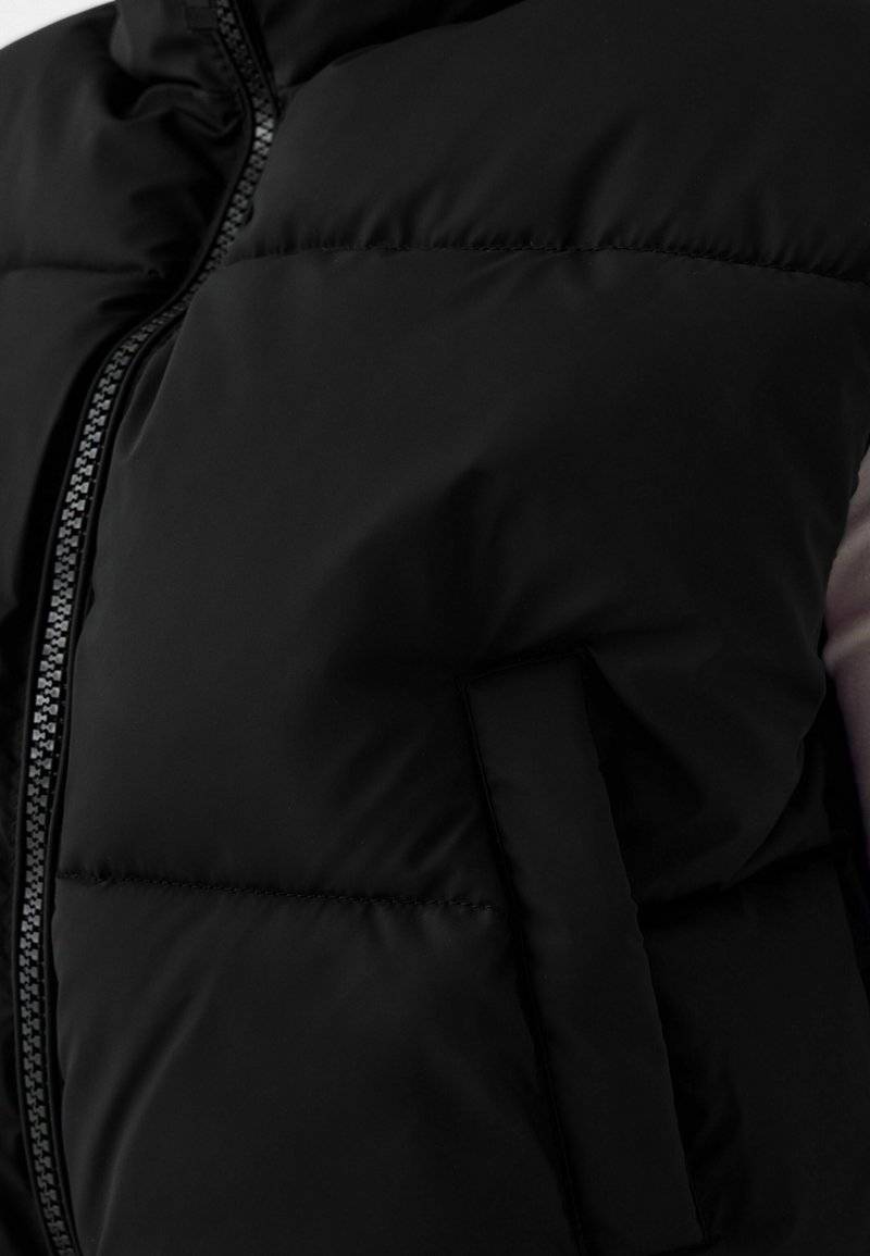 Bershka Bershka CROPPED PUFFER - Waistcoat - black denim im Angebot
