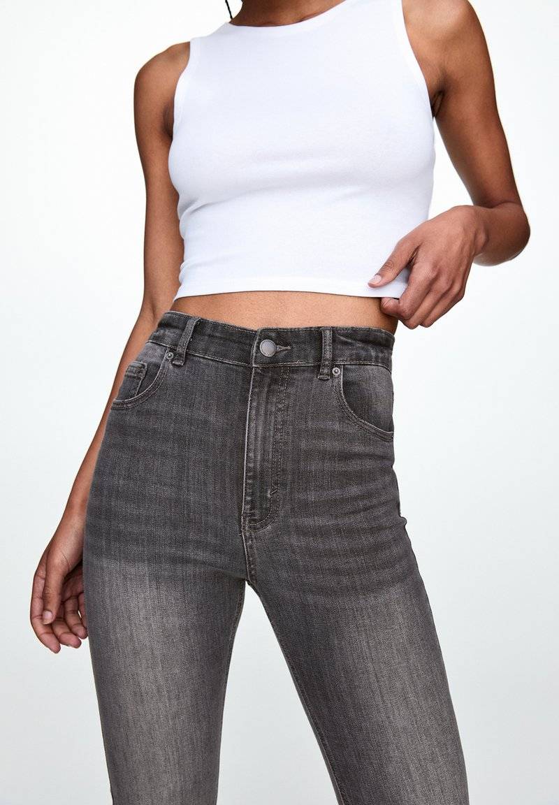 PULL&BEAR PULL&BEAR HIGH WAIST - Jeans Skinny Fit - grey denim Schlussverkauf