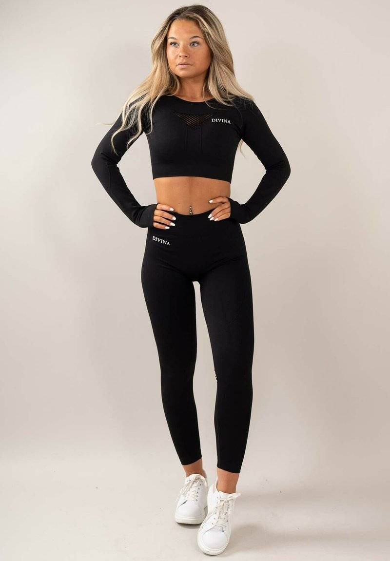 Divina Divina FOUR - Long sleeved top - black Begrenztes Angebot