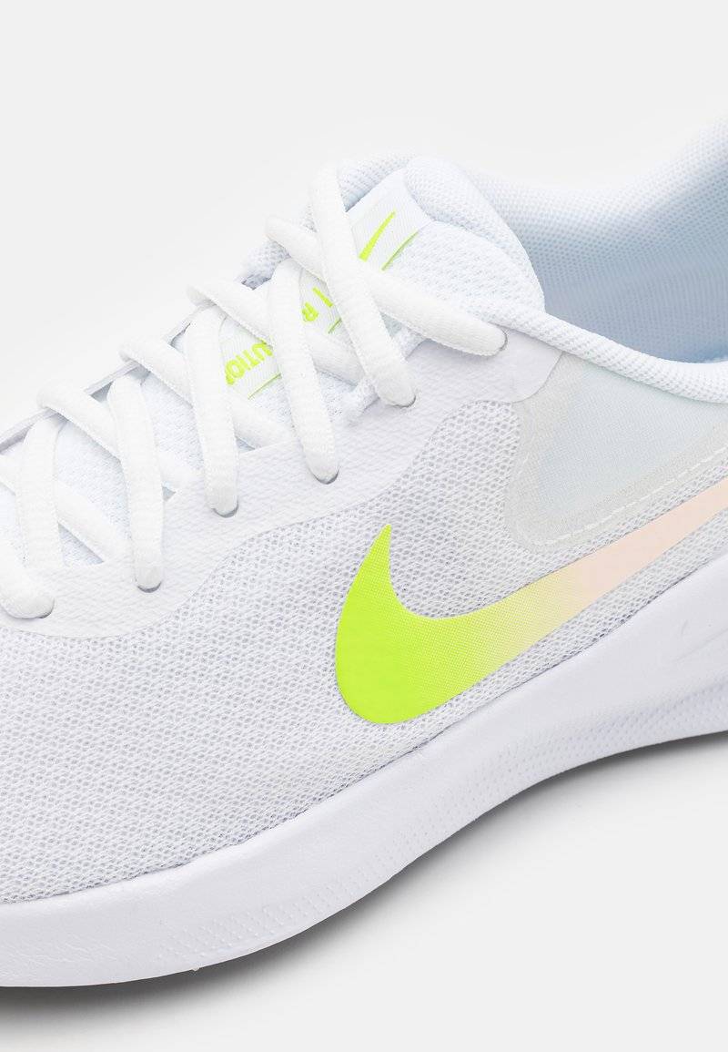 Nike Performance Nike Performance REVOLUTION 7 - Neutral running shoes Große Rabatte