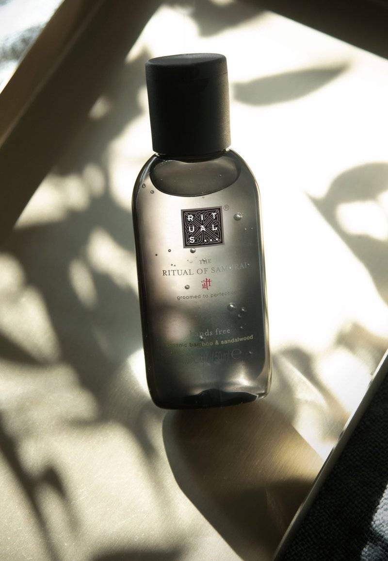Rituals Rituals HOMME CLEANSING HAND GEL - Hand cream Neueste Stile