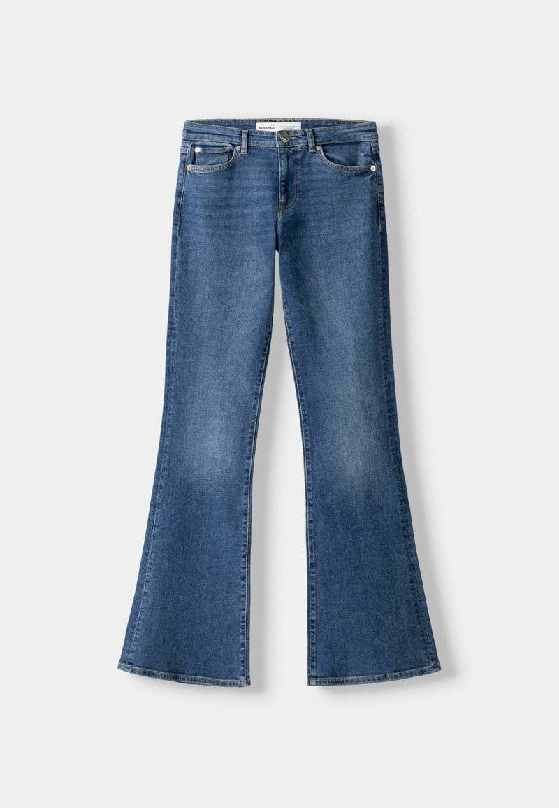 Bershka Bershka Flared Jeans - light blue denim Im Verkauf