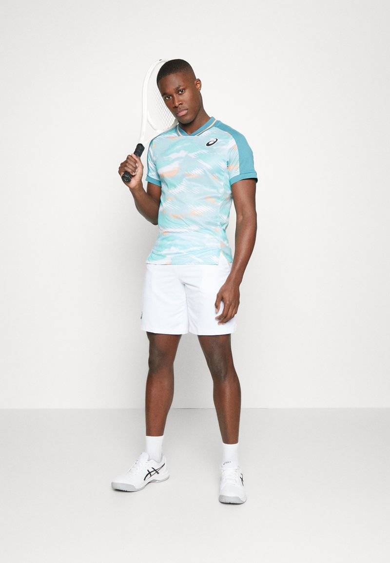 ASICS ASICS MEN COURT SHORT - Sports shorts - brilliant white Rabatt