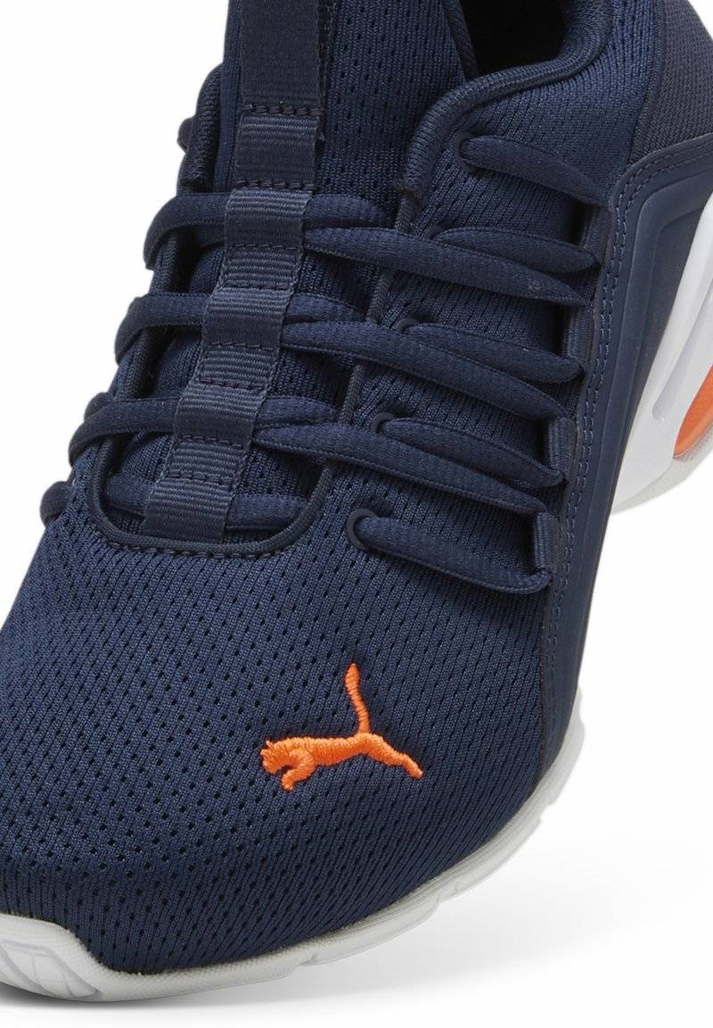 Puma Puma AXELION - Training shoe - club navy flame flicker white Saisonschlussverkauf