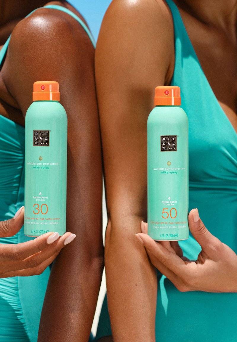 Rituals Rituals SUN PROTECTION MILKY SPRAY SPF 30 THE RITUAL OF KARMA - DELICATELY SWEET - LOTUS & WHITE TEA - Sun protection Nur noch ein Tag übrig