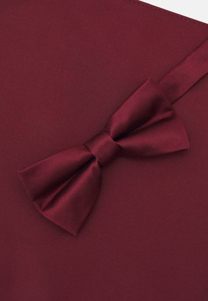 Pier One Pier One SET - Pocket square - bordeaux Begrenzt auf 3 Tage