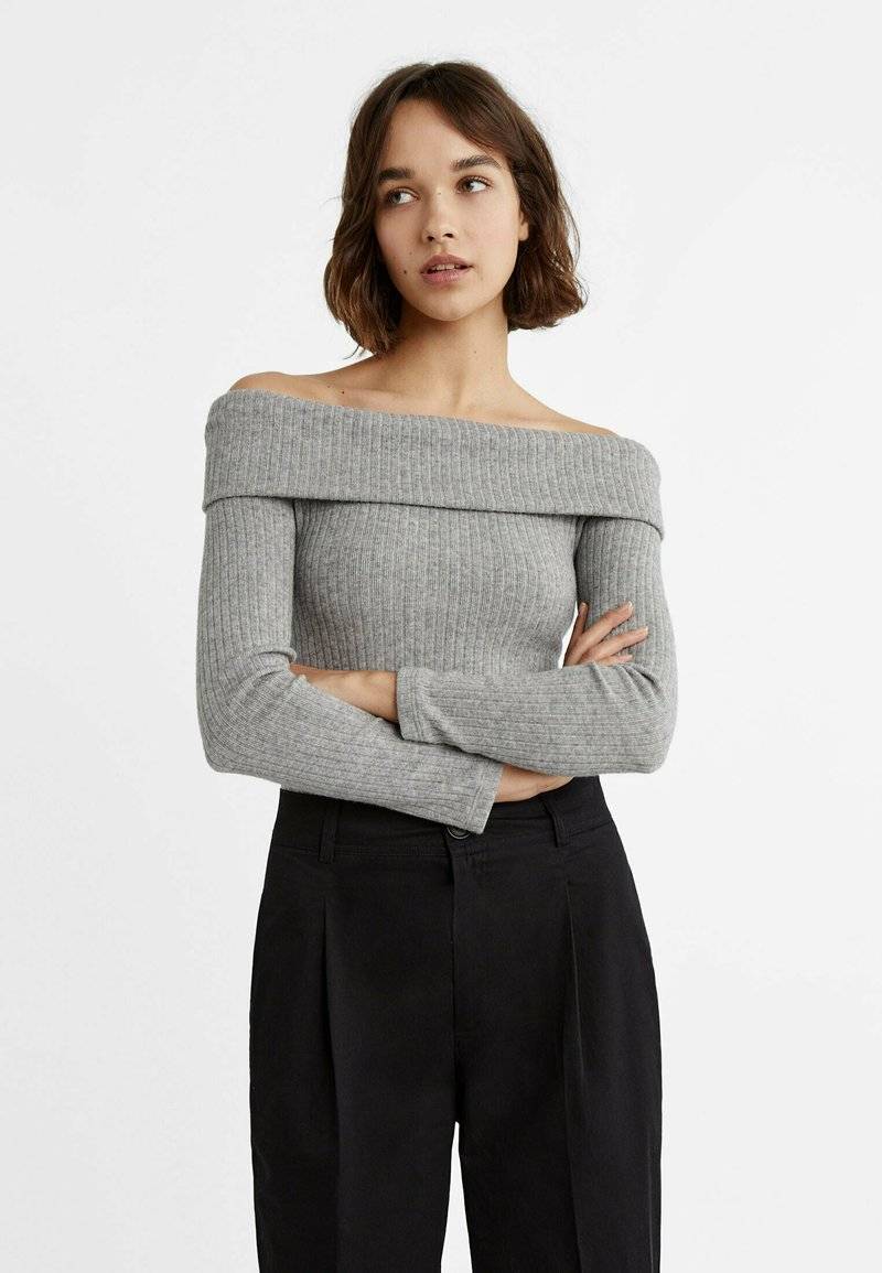Stradivarius Stradivarius CARROT WITH DARTS DETAIL - Trousers - black Hotsell