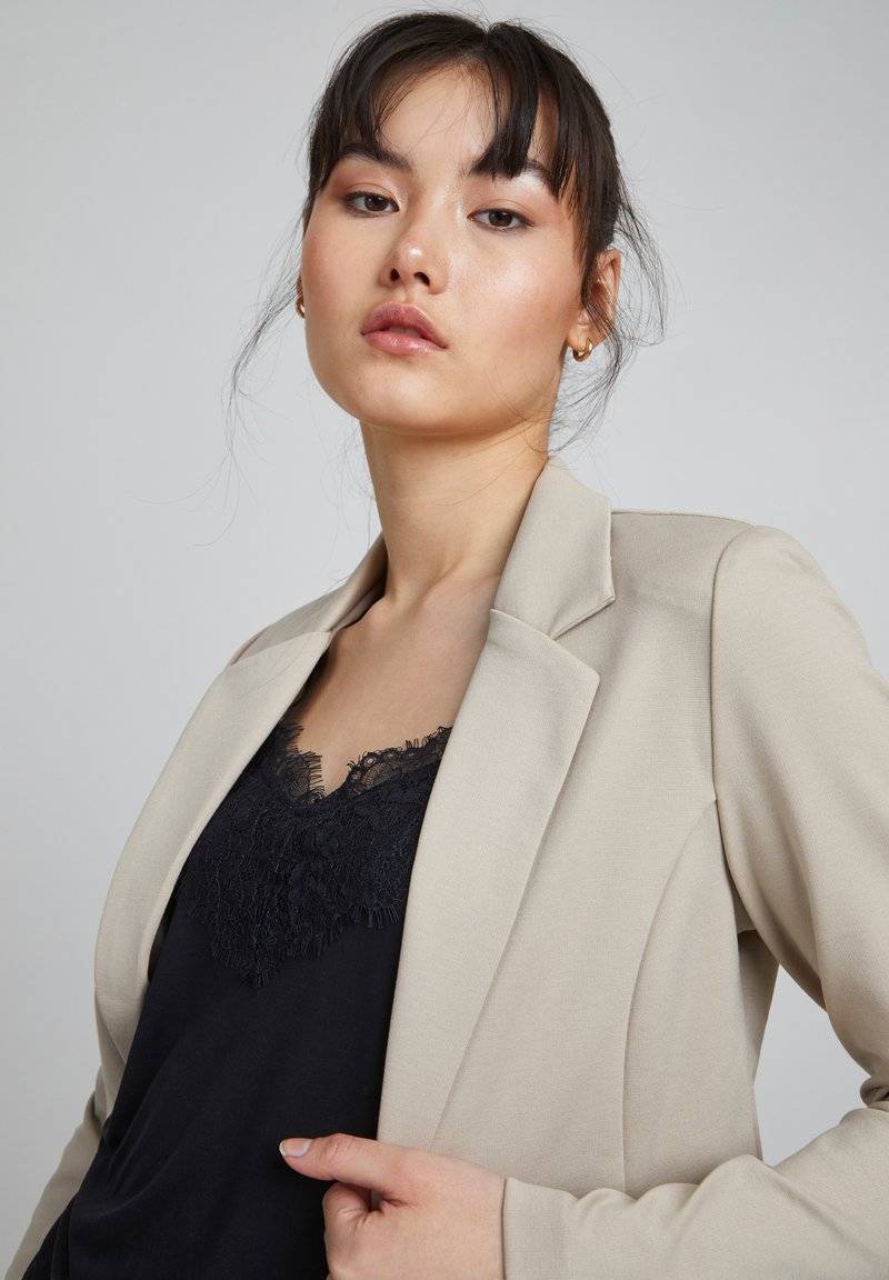 ICHI ICHI KATE - Blazer - doeskin Blitzverkäufe
