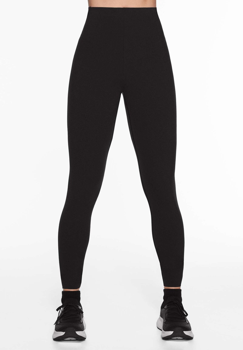 OYSHO OYSHO COMPRESSIVE WAIST CONTROL ANKLE-LENGTH - Leggings - black Cyber Monday