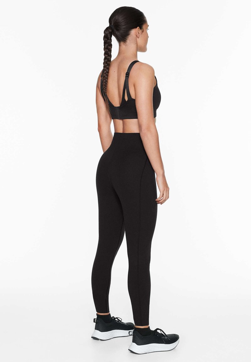 OYSHO OYSHO COMPRESSIVE WAIST CONTROL ANKLE-LENGTH - Leggings - black Cyber Monday