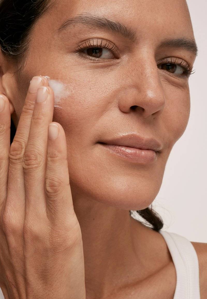 The INKEY List The INKEY List BIO-ACTIVE CERAMIDE REPAIRING AND PLUMPING MOISTURIZER - Moisturiser Begrenzte Freigabe