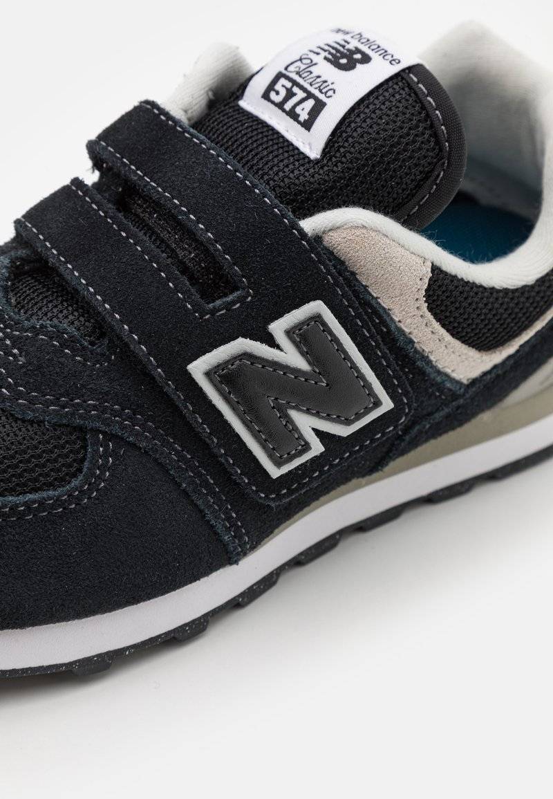 New Balance New Balance 574 UNISEX - Trainers - black Bis zu 50% Rabatt