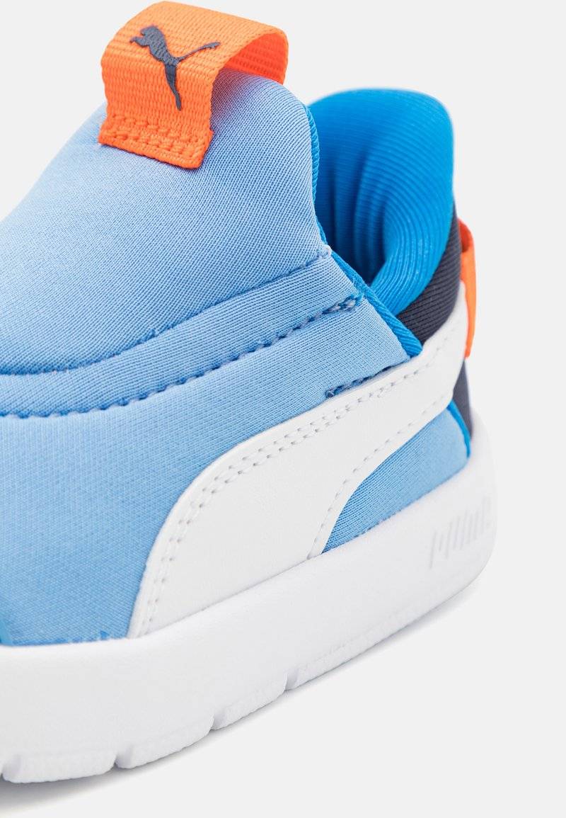Puma Puma COURTFLEX V3 EASE IN UNISEX - Training shoe Online