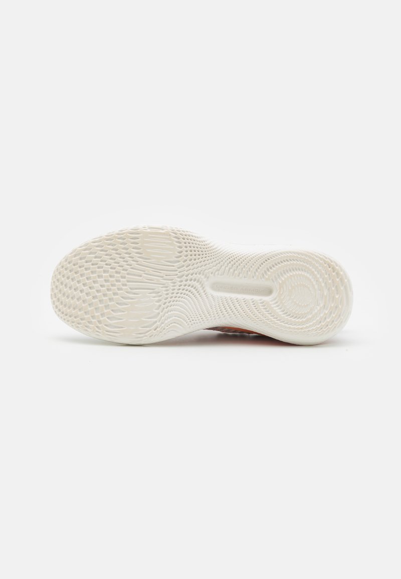 Under Armour Under Armour FLOW DYNAMIC INT EGRIT - Training shoe Auslauf