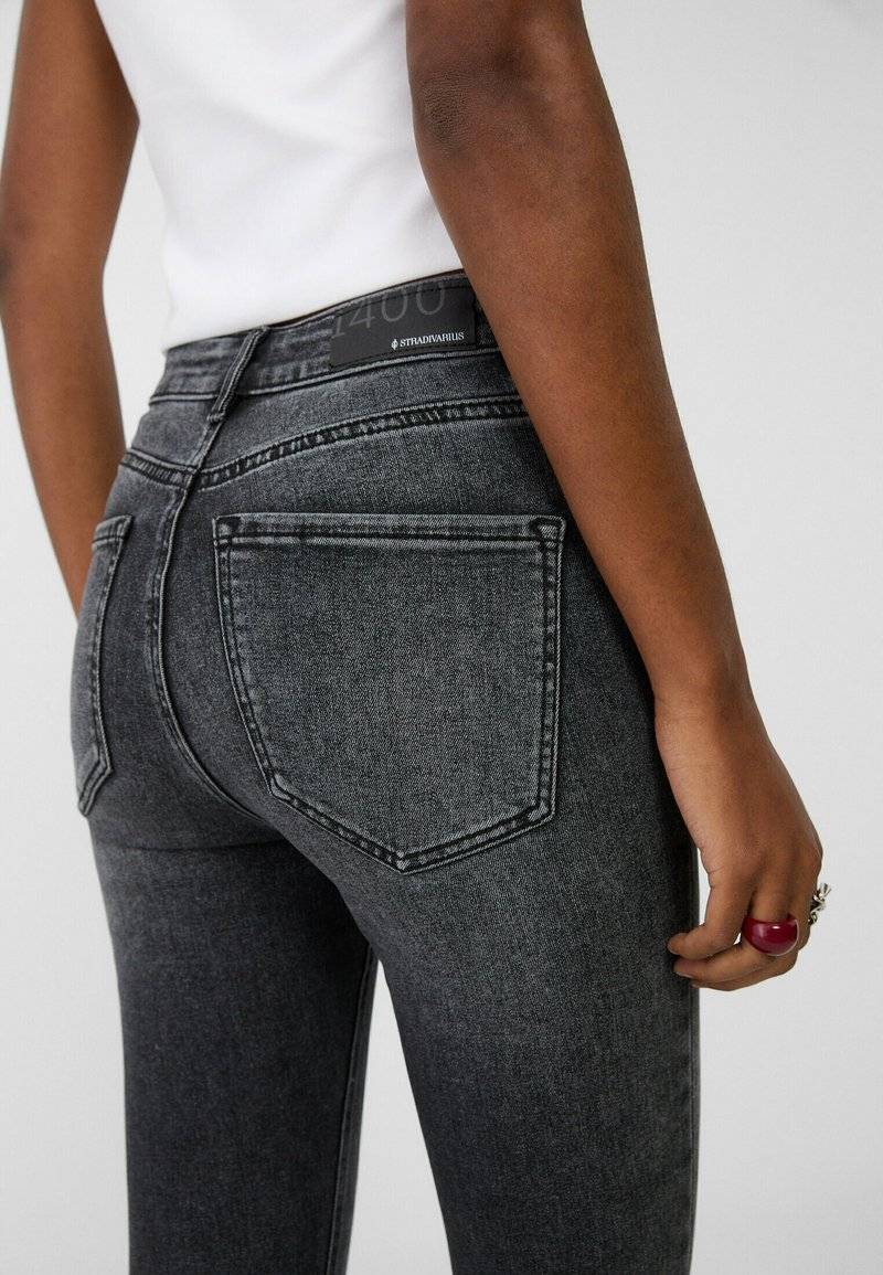 Stradivarius Stradivarius Jeans Skinny Fit - black denim Sonderangebot