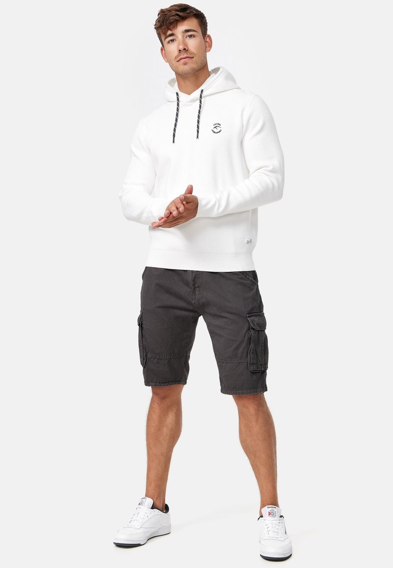 INDICODE JEANS INDICODE JEANS MONROE - Shorts - raven Großer Ausverkauf