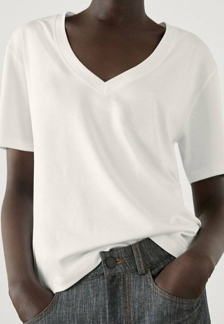 Massimo Dutti Massimo Dutti V-NECK - Basic T-shirt - white Lagerräumung